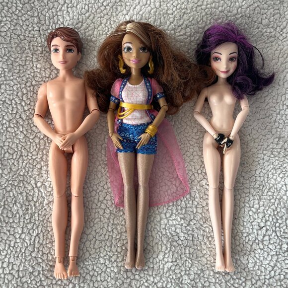 Disney Hasbro - 2014 Descendants Dolls (Mal, Ben, and Audrey) - Picture 1 of 4